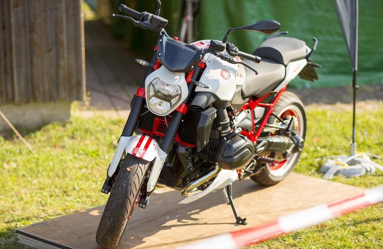 Bild vom 9. Benefizlauf im Jahr 2016. Dies ist das 129. Bild.